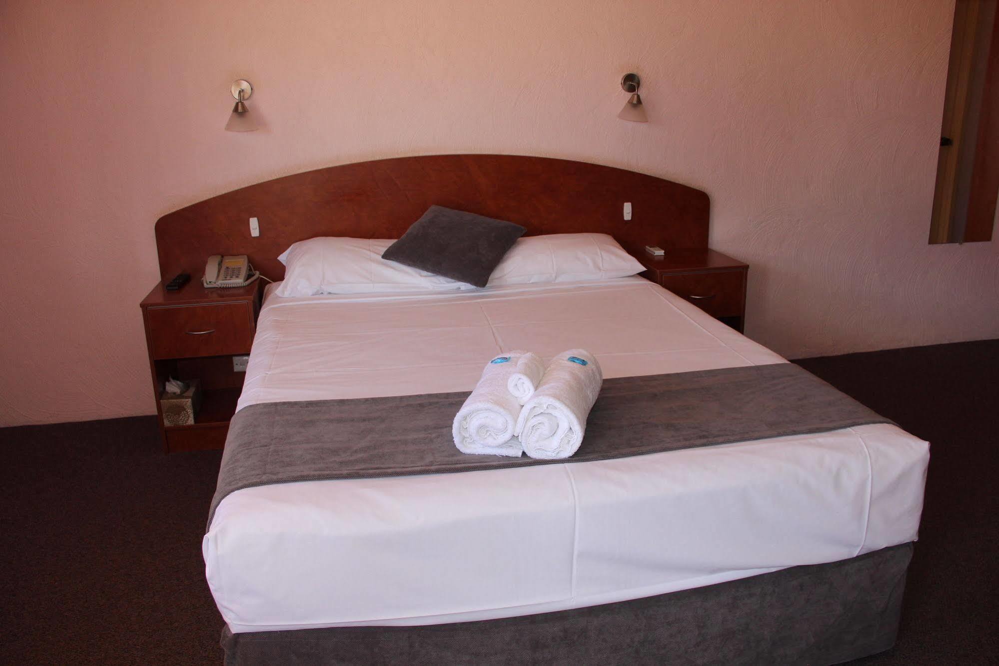Childers Gateway Motor Inn 3*